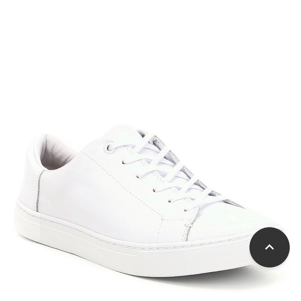 TOMS White leather sneakers - NEW in box!